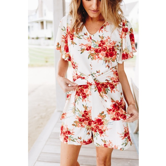 New Coral Floral Romper - Picture 4 of 6